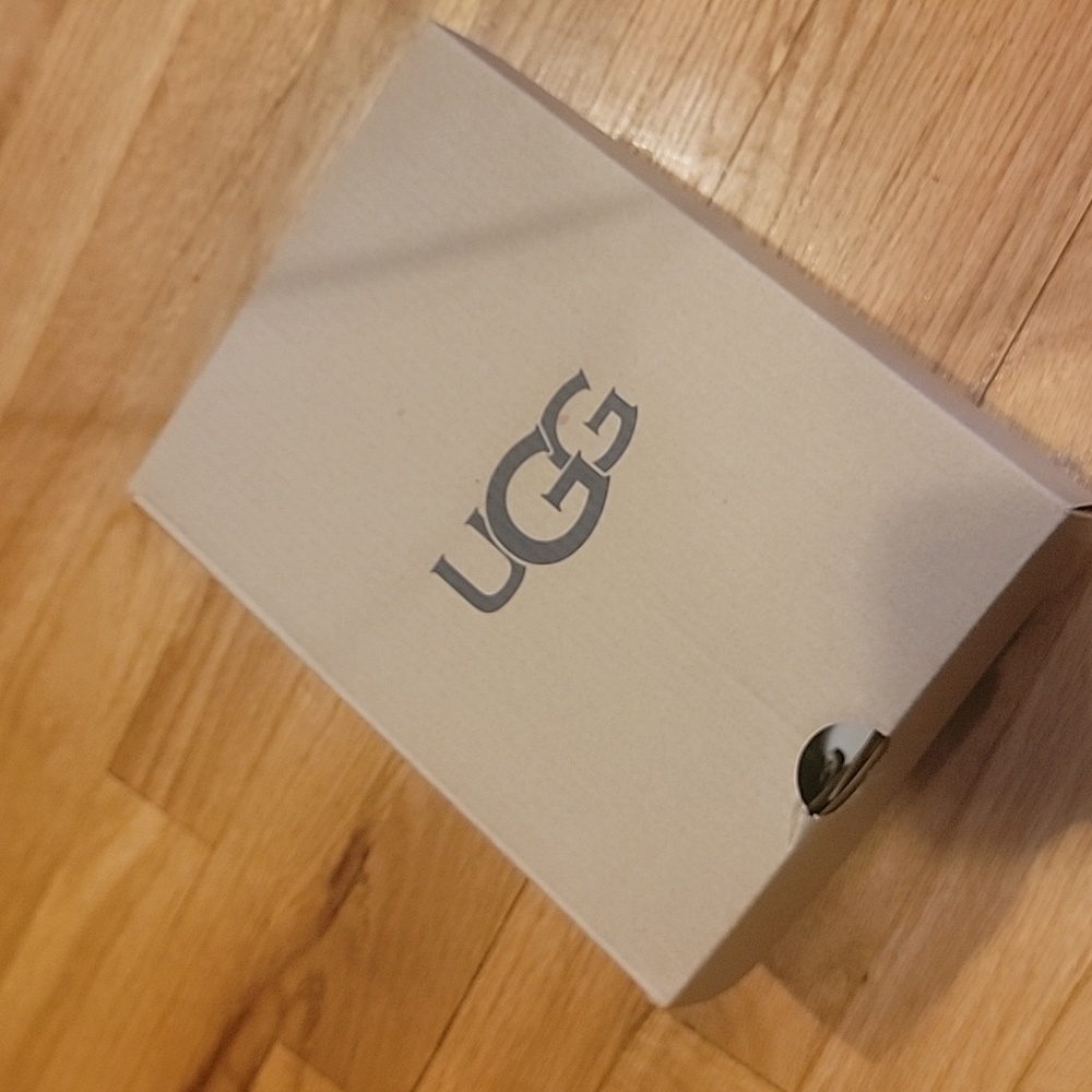 Ugg